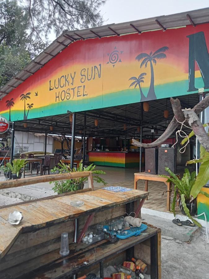 Lucky Sun Saracen Bay Hostel Koh Rong Sanloem Εξωτερικό φωτογραφία