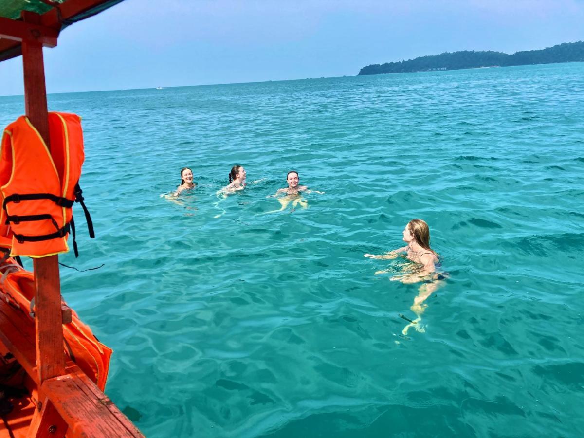 Lucky Sun Saracen Bay Hostel Koh Rong Sanloem Εξωτερικό φωτογραφία