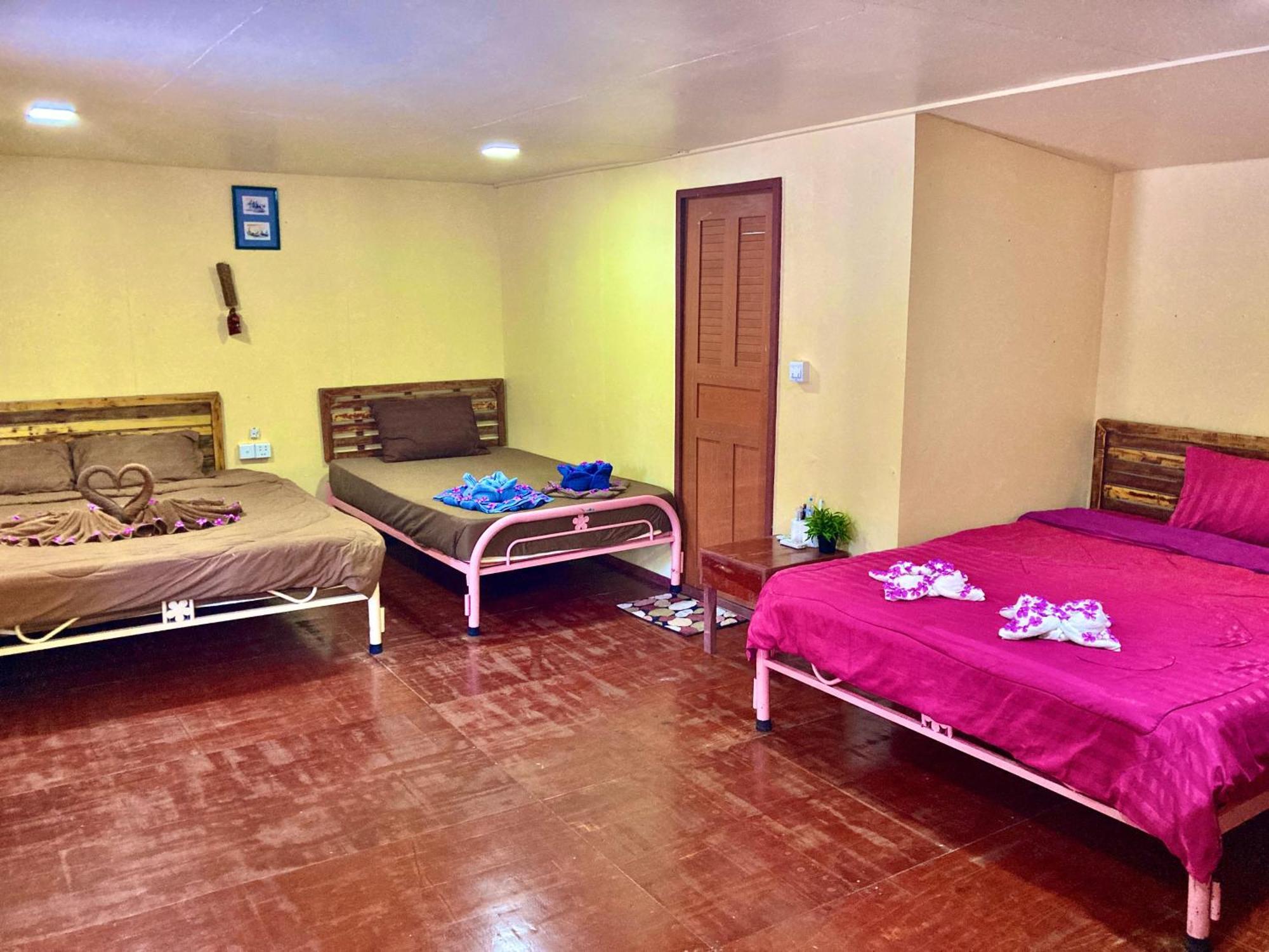 Lucky Sun Saracen Bay Hostel Koh Rong Sanloem Δωμάτιο φωτογραφία