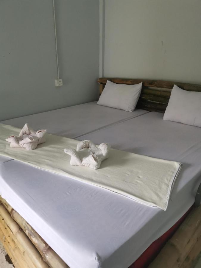 Lucky Sun Saracen Bay Hostel Koh Rong Sanloem Εξωτερικό φωτογραφία