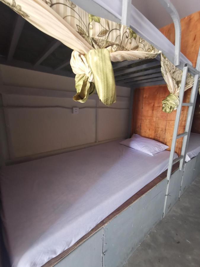 Lucky Sun Saracen Bay Hostel Koh Rong Sanloem Εξωτερικό φωτογραφία