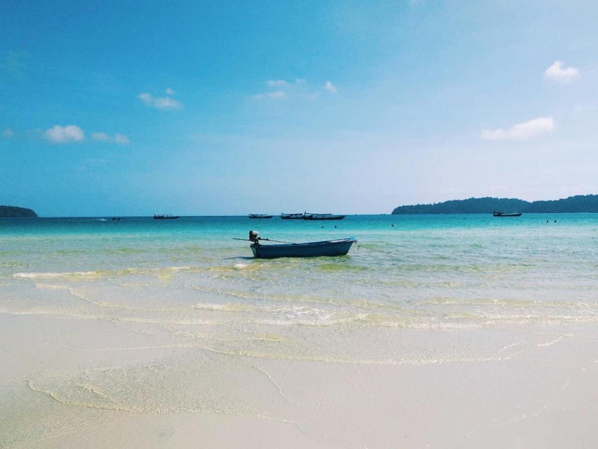 Lucky Sun Saracen Bay Hostel Koh Rong Sanloem Εξωτερικό φωτογραφία