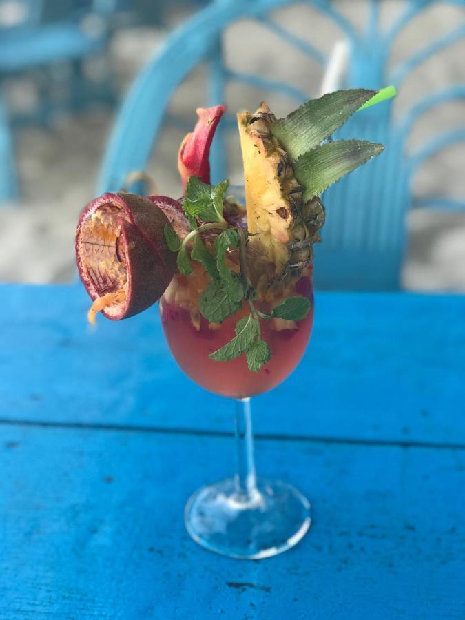 Lucky Sun Saracen Bay Hostel Koh Rong Sanloem Εξωτερικό φωτογραφία